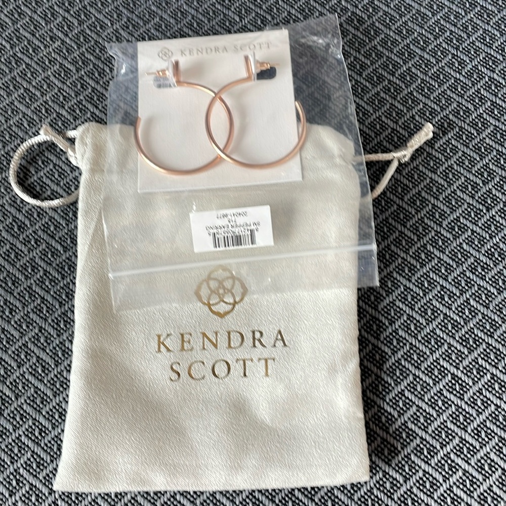 Kendra Scott Hoops